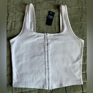 NWT Abercrombie & Fitch Hook and Eye Cropped Tank Top